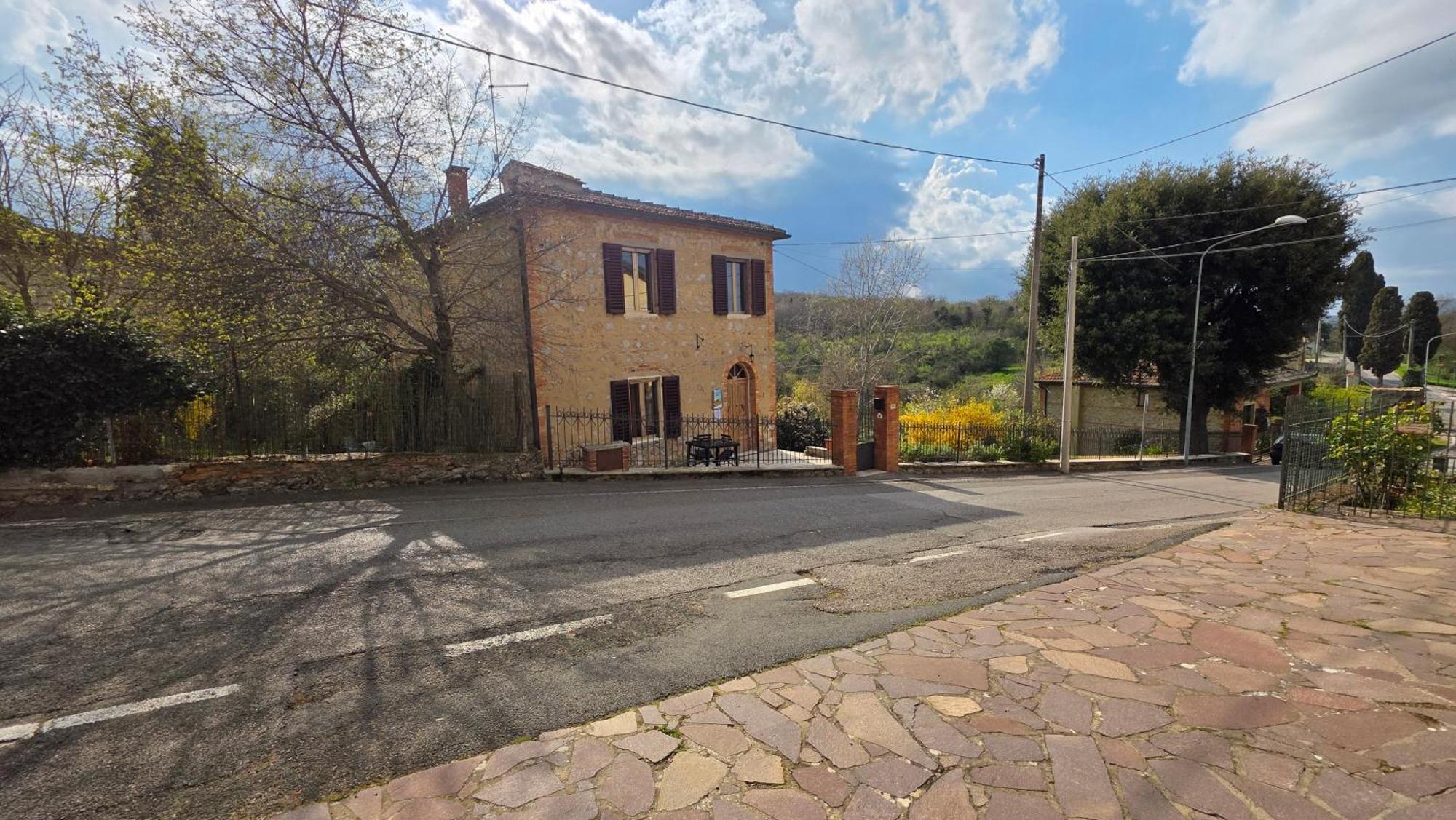 Вілла A Casa Di Gabri Montefollonico Екстер'єр фото